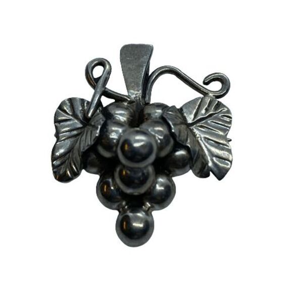 Gorgeous Vintage 925 Mexico Grape Cluster Sterling Silver Brooch / Pin / Pendant - Picture 1 of 5